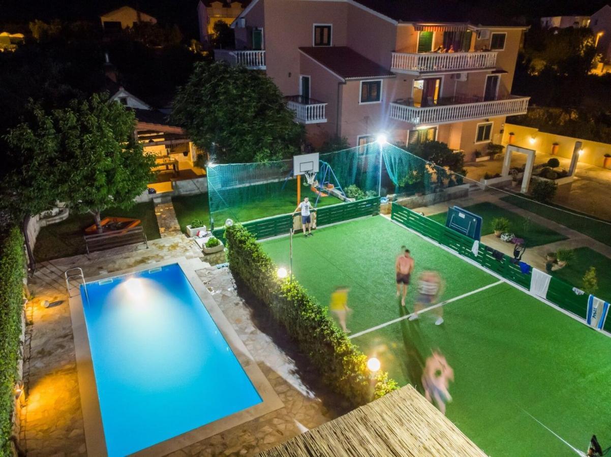 Apartments Mirko 브랜지카 외부 사진